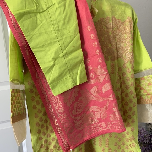 J dot PRET jacquard 3 piece dress - Picture 8 of 8